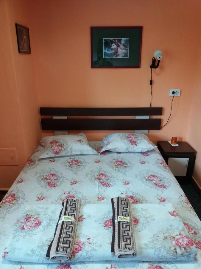 Стаи За Гости Ореха Троян Private Rooms Oreha Exterior foto